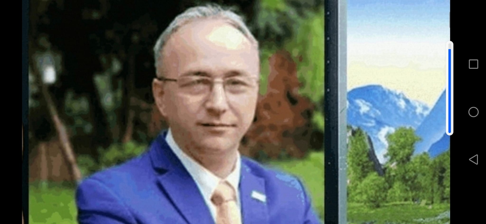 saban-ozbek-mikrofon-sende.jpg